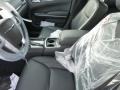Gloss Black - 300 C AWD Photo No. 10
