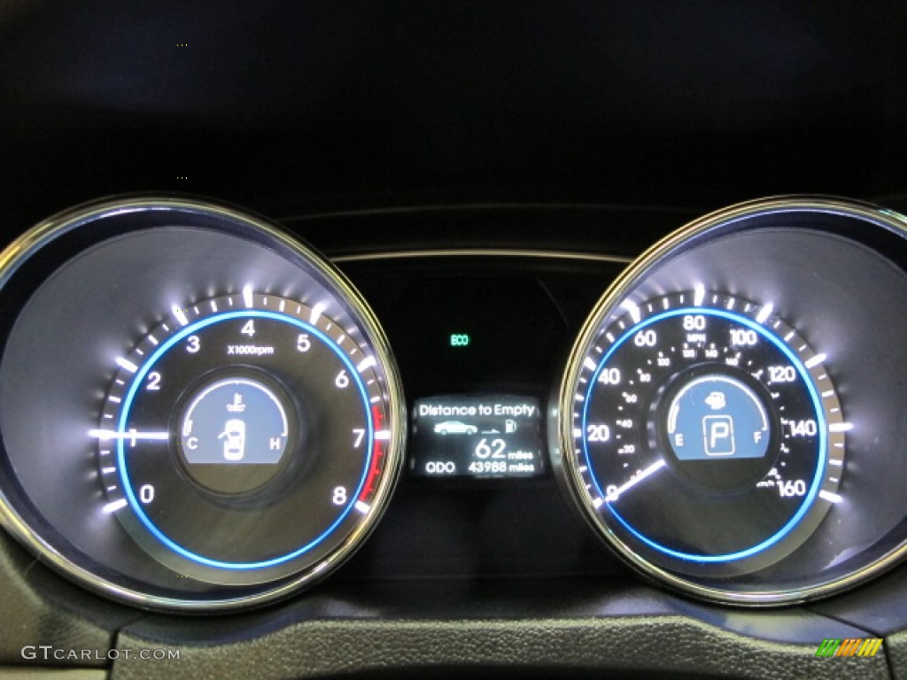 2011 Sonata Limited 2.0T - Midnight Black / Gray photo #23