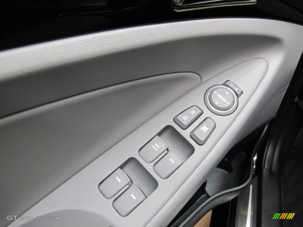 2011 Sonata Limited 2.0T - Midnight Black / Gray photo #29