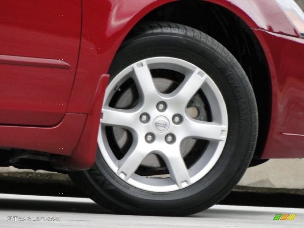 2006 Nissan Altima 3.5 SL Wheel Photos