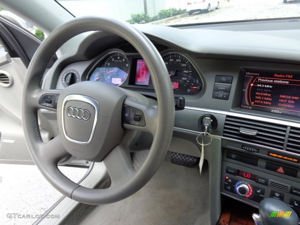 2006 Audi A6 3.2 quattro Sedan Steering Wheel Photos