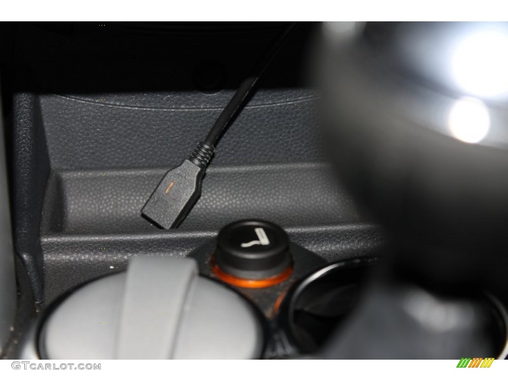 2005 Cooper Hardtop - Chili Red / Panther Black photo #20