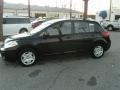Super Black - Versa 1.8 S Hatchback Photo No. 5