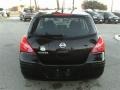 Super Black - Versa 1.8 S Hatchback Photo No. 8