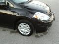 Super Black - Versa 1.8 S Hatchback Photo No. 13