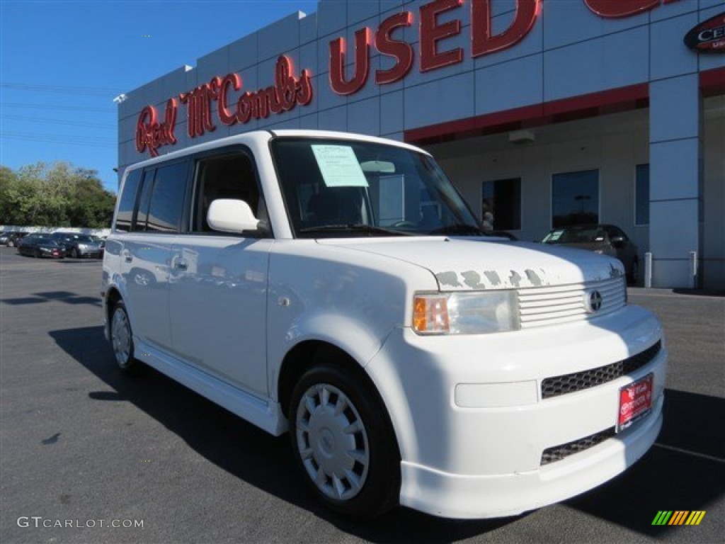 Polar White Scion xB