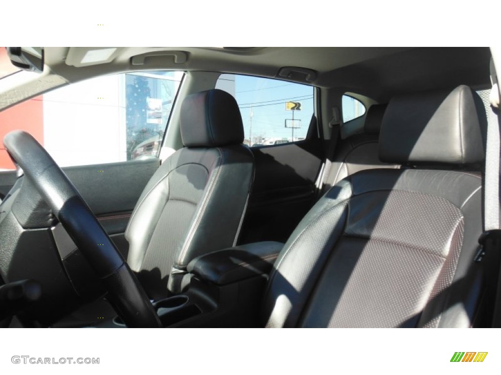 2011 Rogue SL AWD - Pearl White / Black photo #12