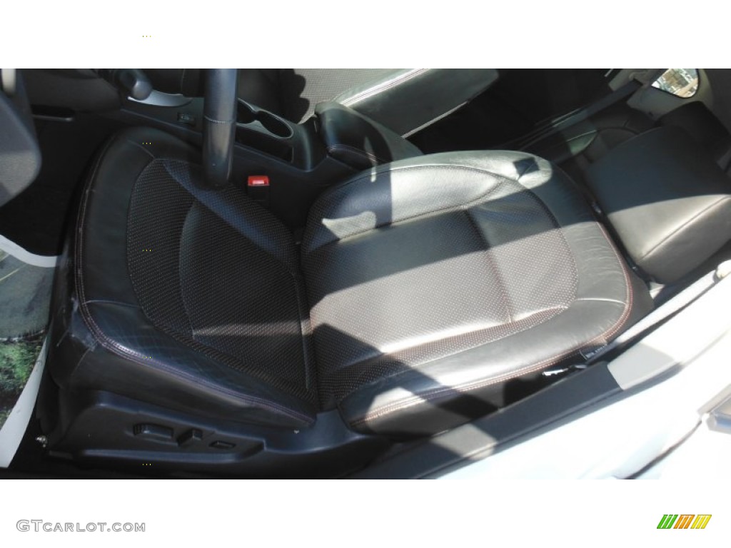 2011 Rogue SL AWD - Pearl White / Black photo #13