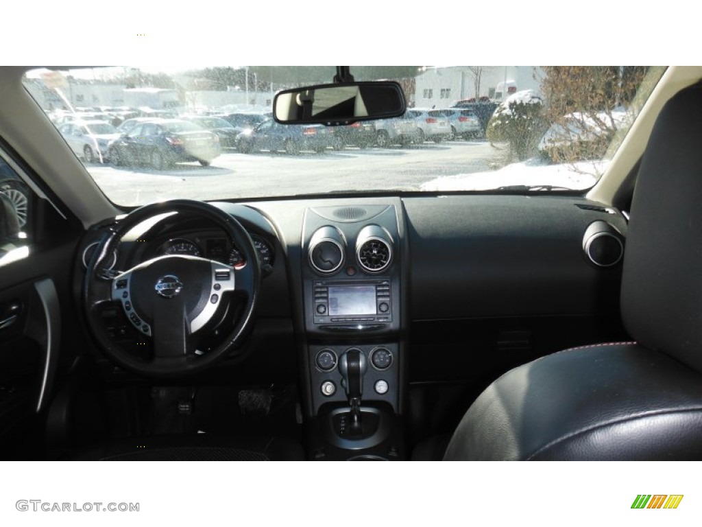 2011 Rogue SL AWD - Pearl White / Black photo #18