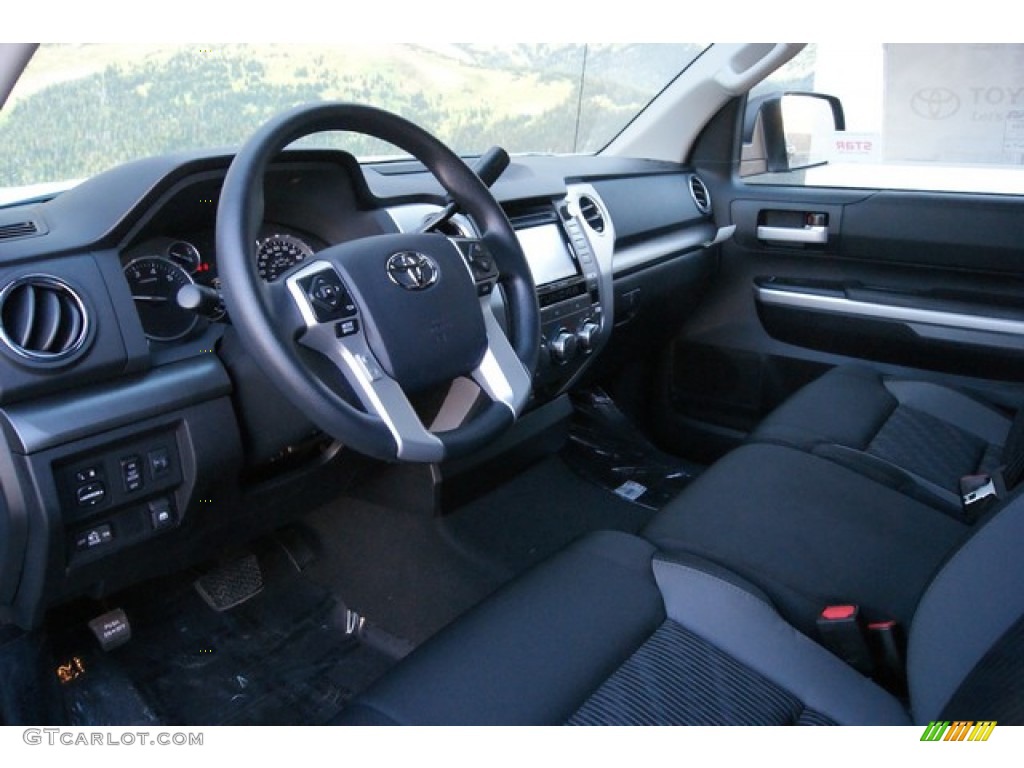 2014 Tundra SR5 Crewmax 4x4 - Super White / Black photo #5