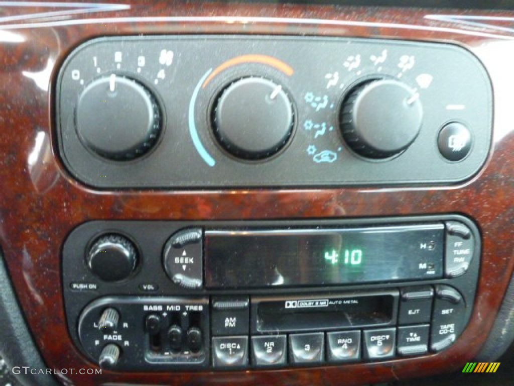 2001 Dodge Stratus ES Sedan Controls Photos