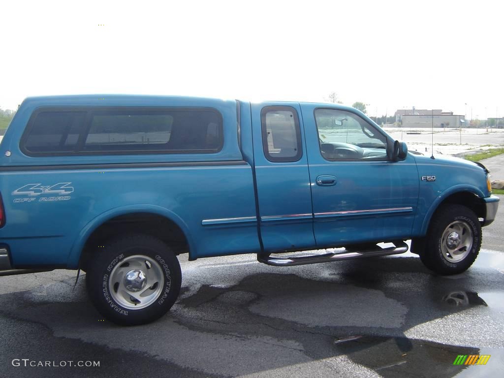 1997 F150 XLT Extended Cab 4x4 - Portofino Blue Metallic / Medium Graphite photo #7