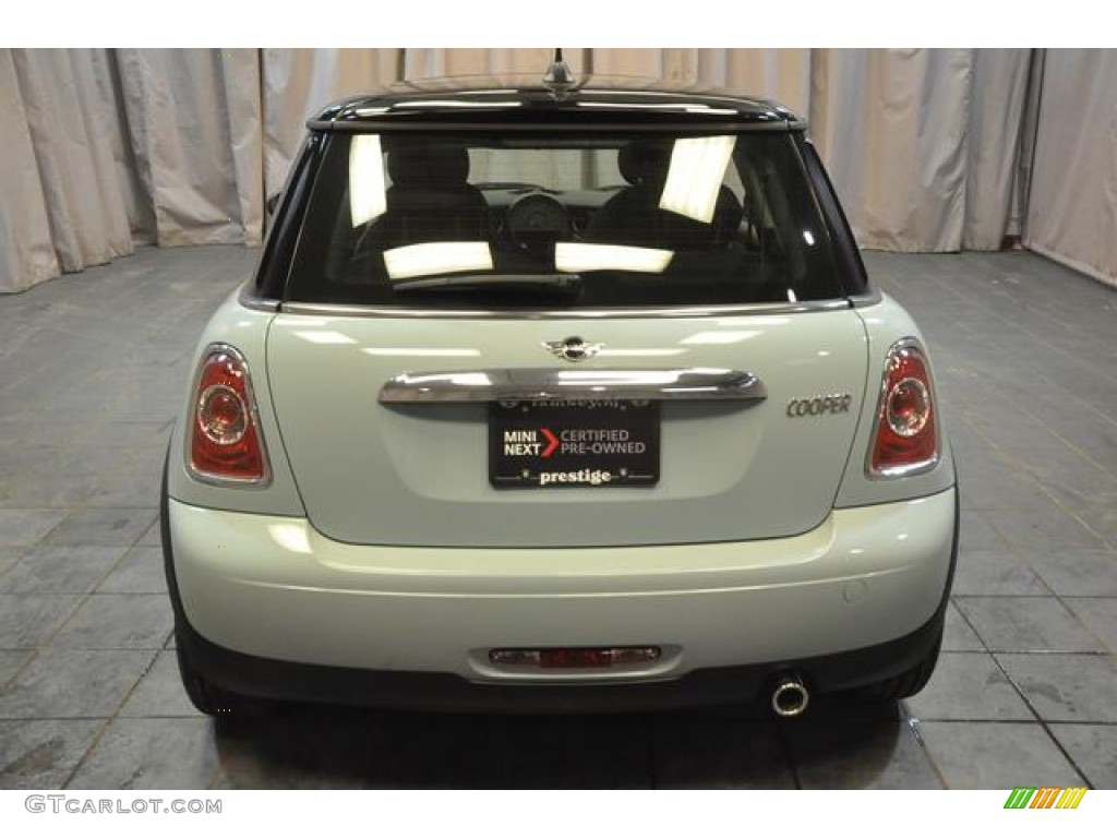 2011 Cooper Hardtop - Ice Blue / Carbon Black photo #17