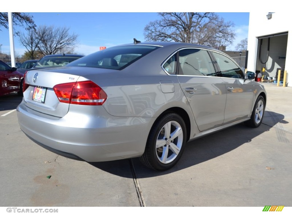 2014 Passat 1.8T Wolfsburg Edition - Tungsten Silver Metallic / Titan Black photo #2