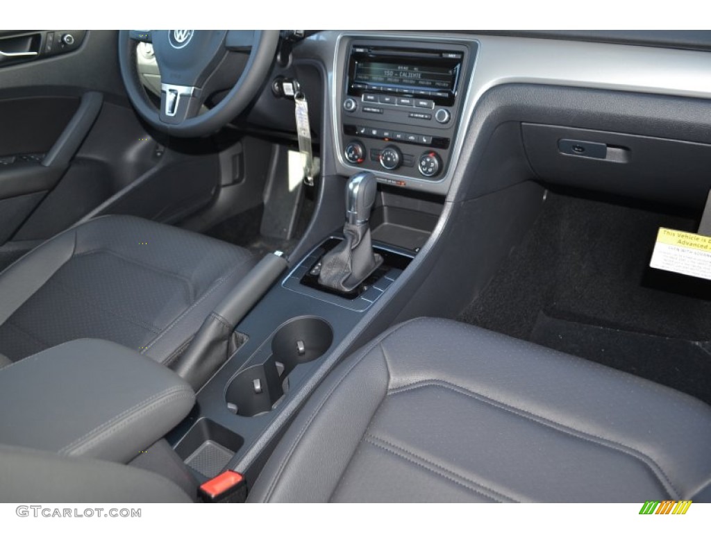 2014 Passat 1.8T Wolfsburg Edition - Tungsten Silver Metallic / Titan Black photo #6