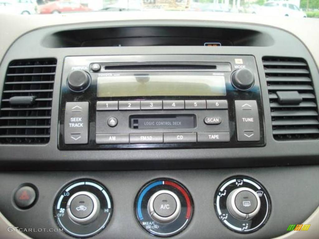 2005 Camry LE - Mineral Green Opalescent / Gray photo #16