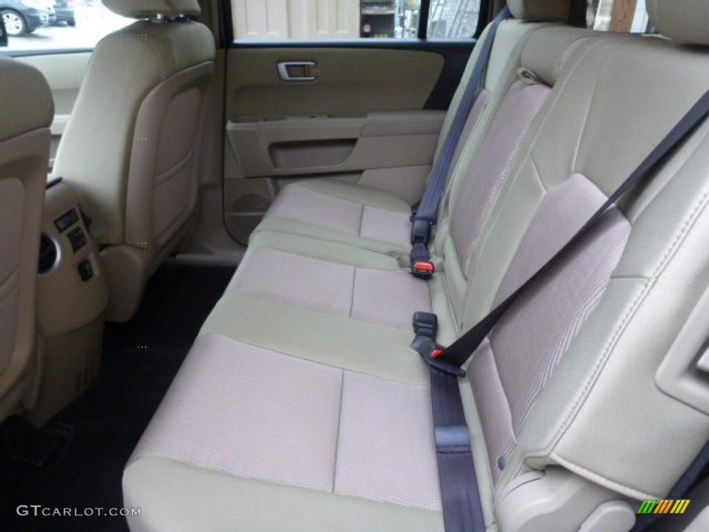 2014 Honda Pilot EX 4WD Rear Seat Photo #89440284