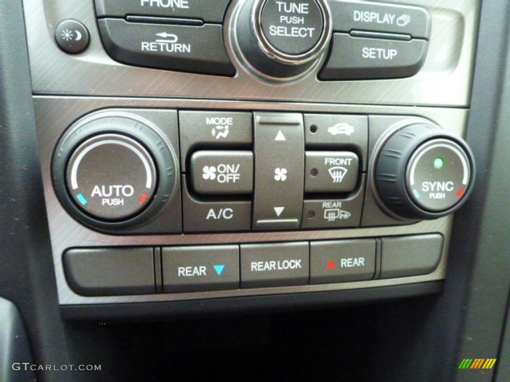 2014 Honda Pilot EX 4WD Controls Photo #89440461