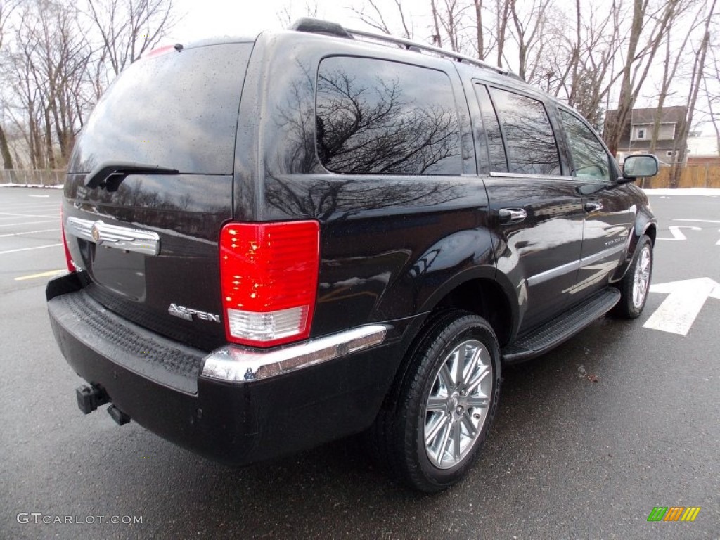 Brilliant Black Crystal Pearl 2009 Chrysler Aspen Limited 4x4 Exterior Photo #89440506