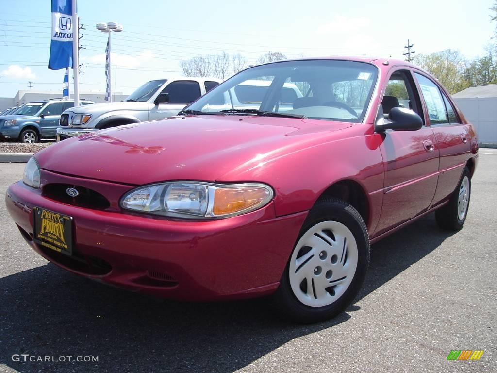 2001 Escort SE Sedan - Toreador Red Metallic / Medium Graphite photo #1