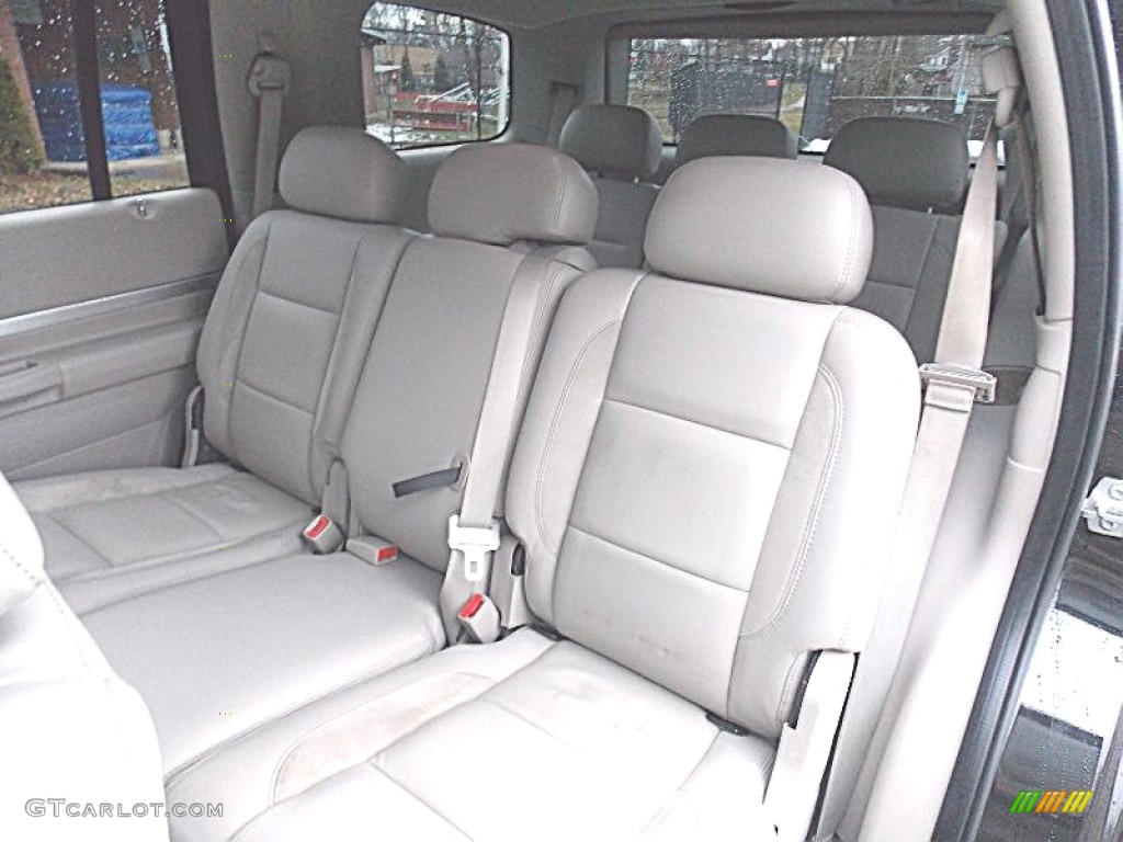 2009 Chrysler Aspen Limited 4x4 Rear Seat Photo #89440956