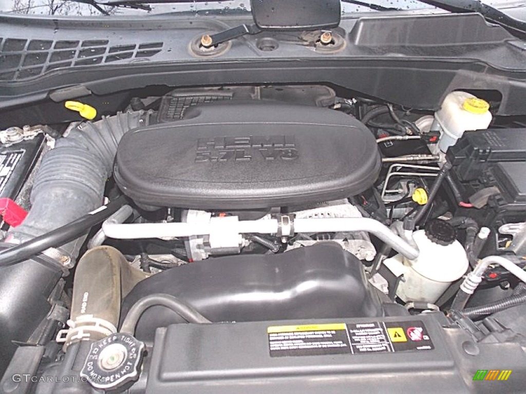 2009 Chrysler Aspen Limited 4x4 Engine Photos