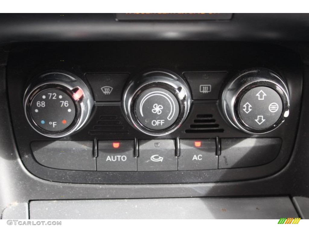 2009 Audi TT 2.0T Coupe Controls Photos