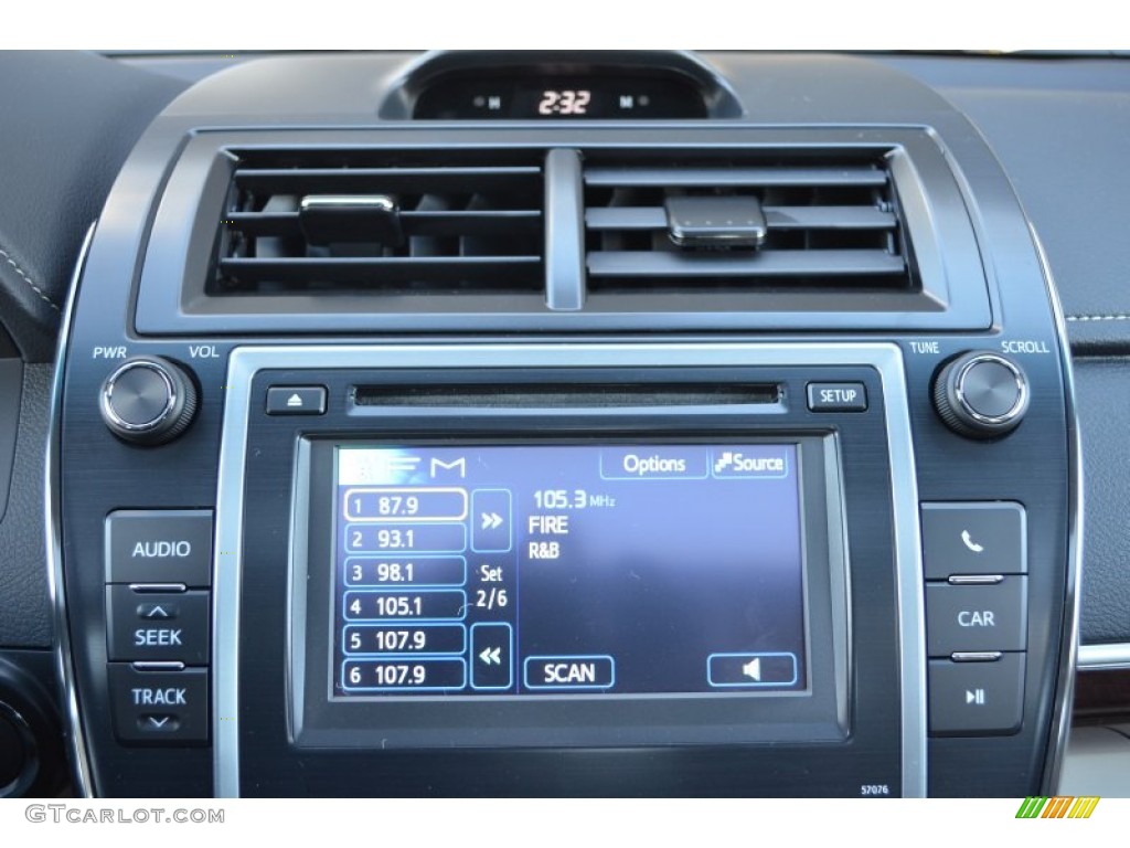 2014 Camry XLE - Attitude Black Metallic / Ivory photo #12