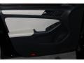 Black - Jetta SE Sedan Photo No. 13