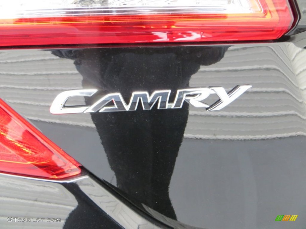 2014 Camry SE - Attitude Black Metallic / Black photo #14