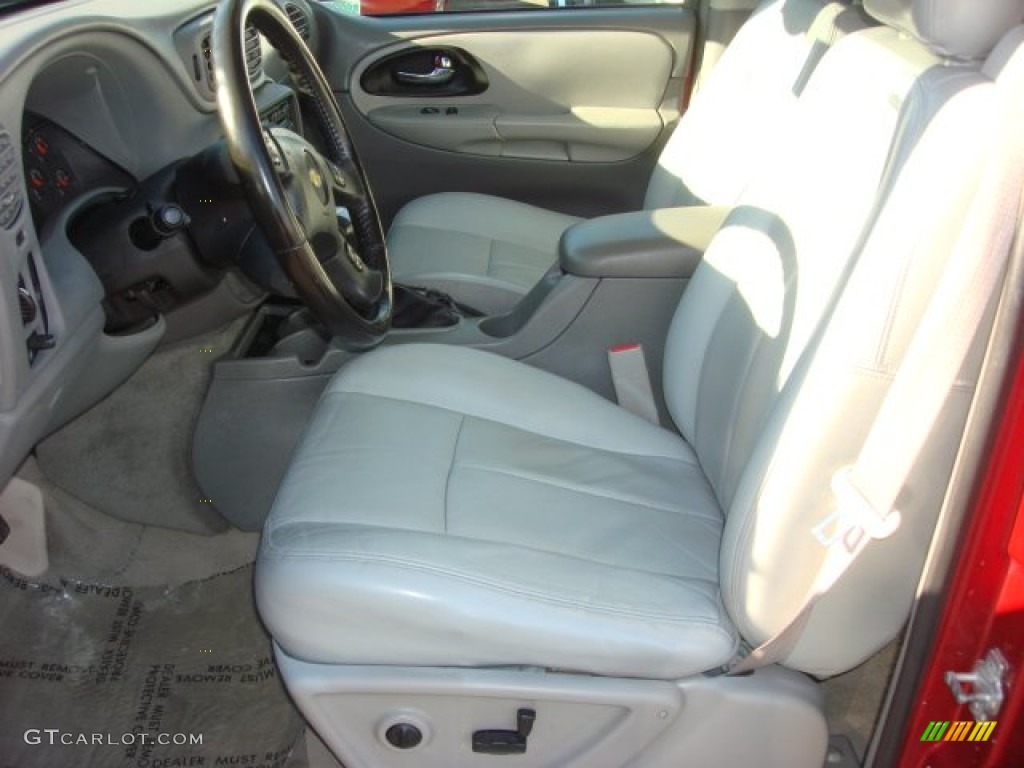 2005 TrailBlazer LT - Medium Red Metallic / Light Gray photo #3