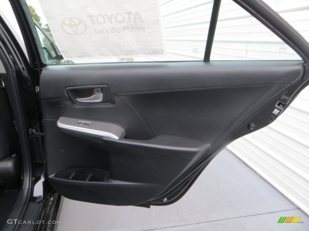 2014 Toyota Camry SE Black Door Panel Photo #89450796