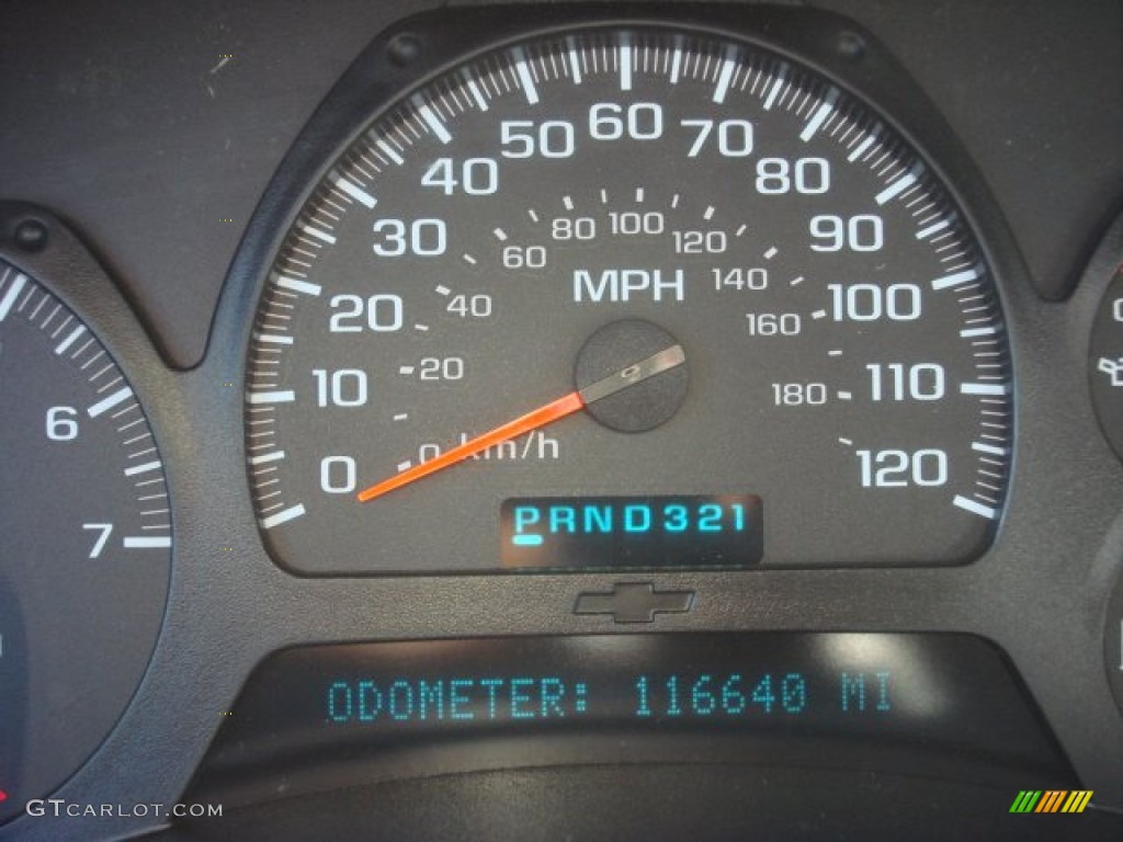 2005 TrailBlazer LT - Medium Red Metallic / Light Gray photo #16