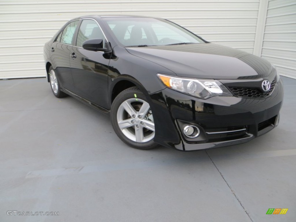 2014 Camry SE - Attitude Black Metallic / Black photo #1