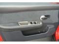 Red Alert - Versa 1.8 S Hatchback Photo No. 9