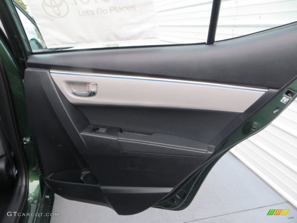 2014 Toyota Corolla LE Eco Ash Door Panel Photo #89452500
