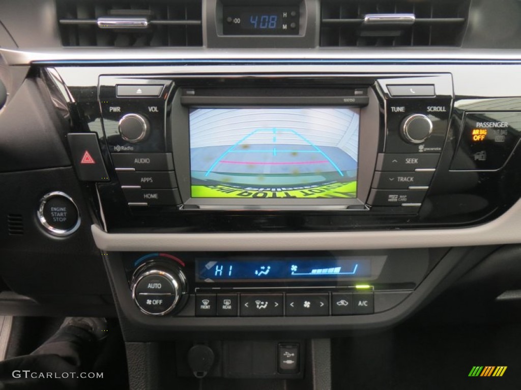 2014 Toyota Corolla LE Eco Controls Photos
