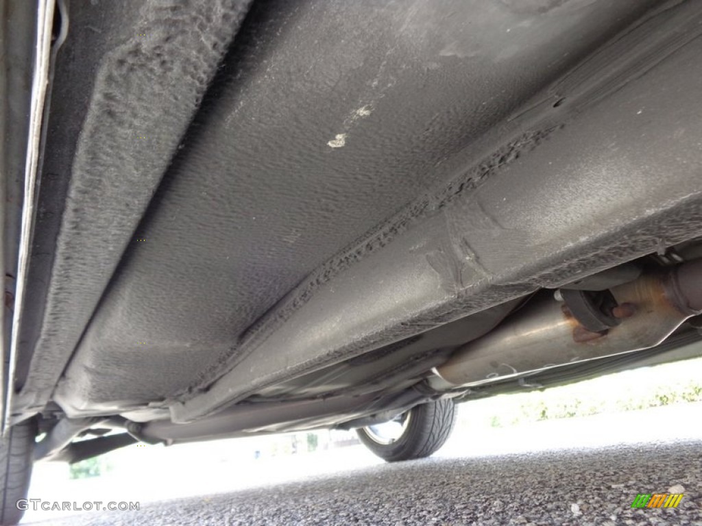 2003 Toyota Celica GT-S Undercarriage Photos
