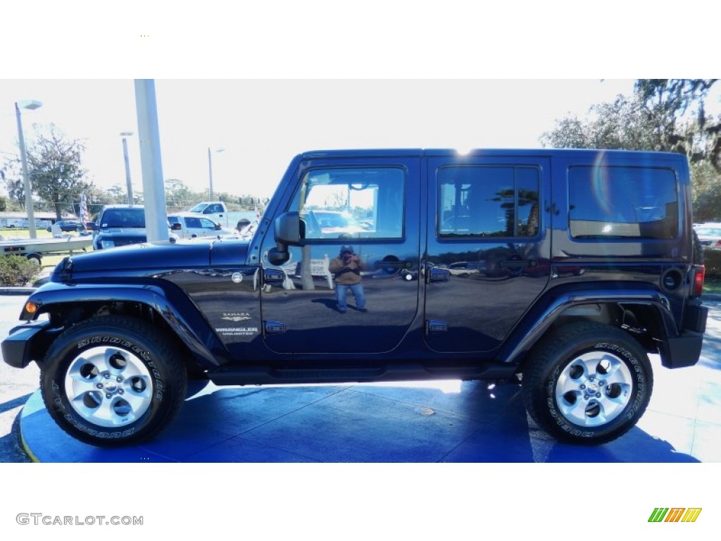 2013 Wrangler Unlimited Sahara 4x4 - True Blue Pearl / Black photo #2