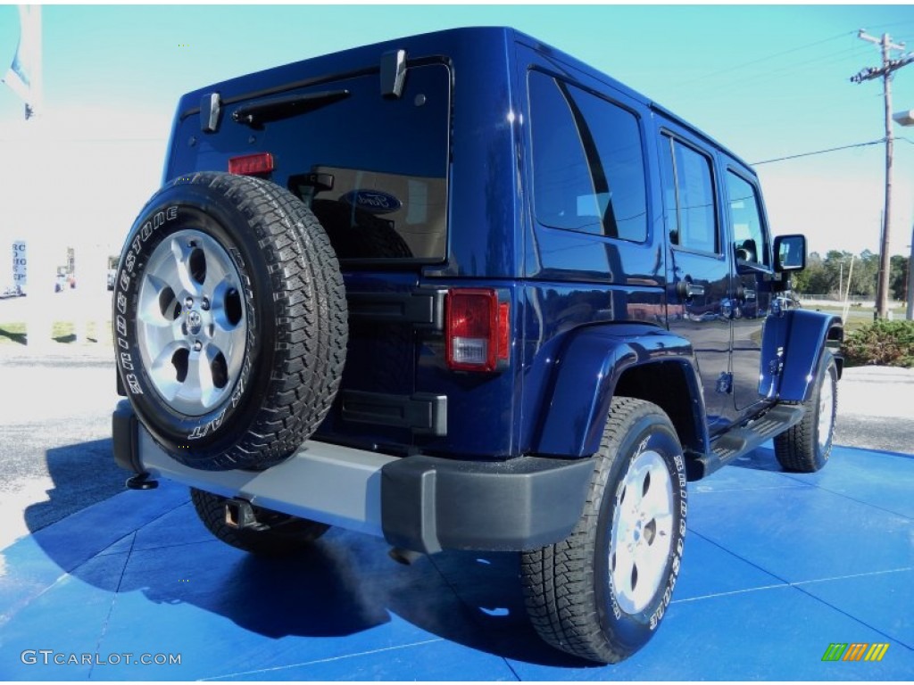 2013 Wrangler Unlimited Sahara 4x4 - True Blue Pearl / Black photo #5