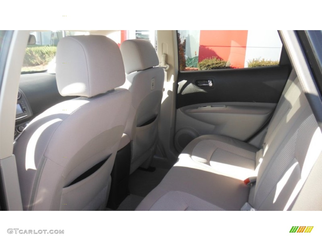 2011 Rogue SV AWD - Wicked Black / Gray photo #14