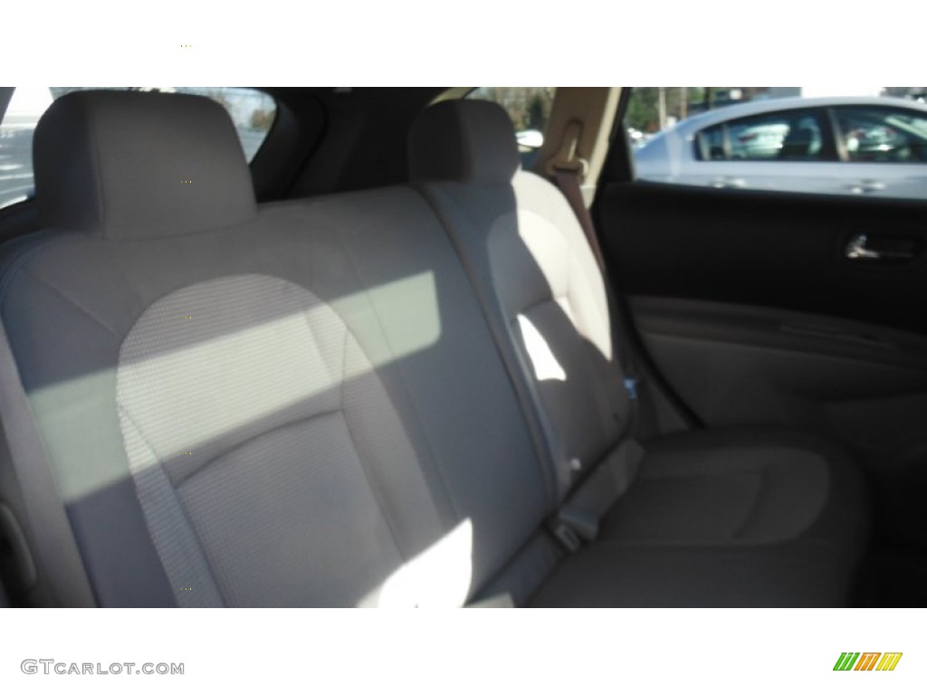 2011 Rogue SV AWD - Wicked Black / Gray photo #15