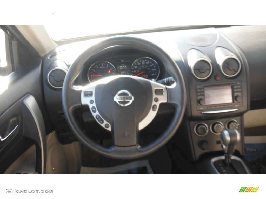 2011 Rogue SV AWD - Wicked Black / Gray photo #21