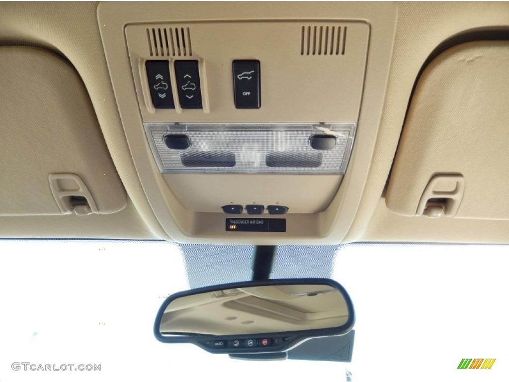 2013 Cadillac Escalade Premium Controls Photos