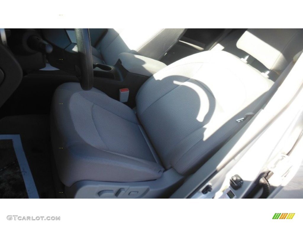 2011 Rogue SV AWD - Silver Ice Metallic / Gray photo #12