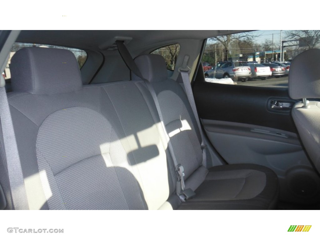 2011 Rogue SV AWD - Silver Ice Metallic / Gray photo #14