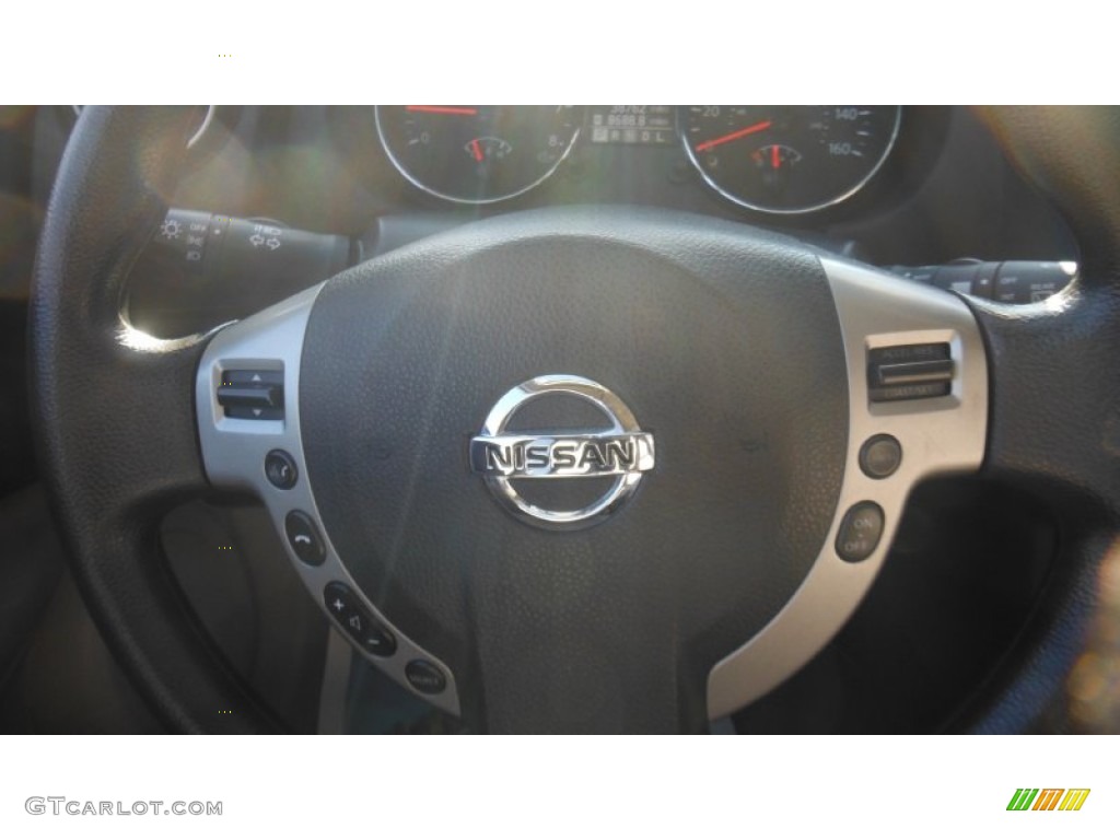 2011 Rogue SV AWD - Silver Ice Metallic / Gray photo #20