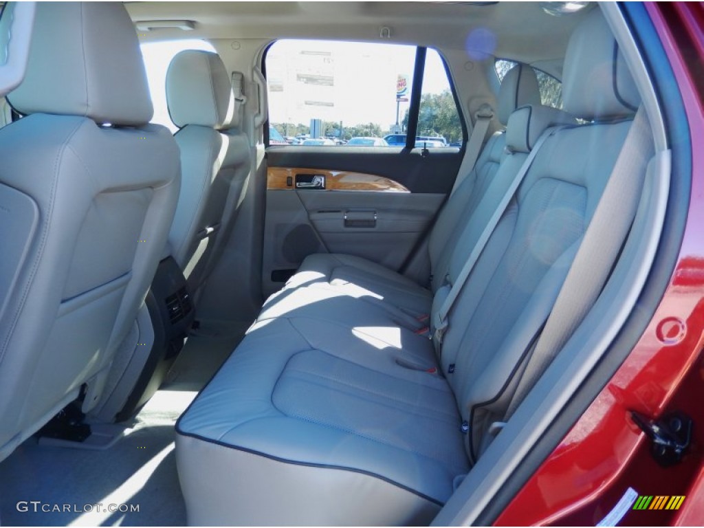2014 Lincoln MKX FWD Rear Seat Photo #89462999