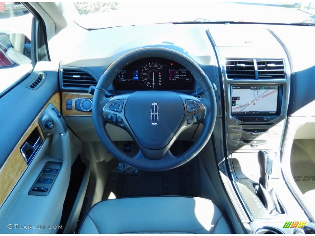 2014 Lincoln MKX FWD Medium Light Stone Dashboard Photo #89463047