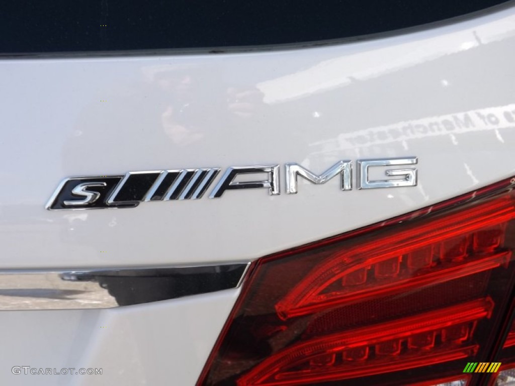 2014 Mercedes-Benz E 63 AMG S-Model Wagon Marks and Logos Photos